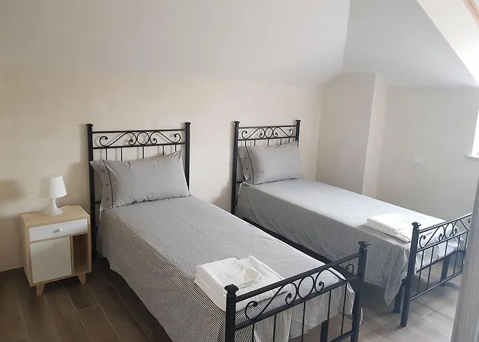 Memeapartments Janov