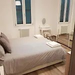 Memeapartments Apartamento